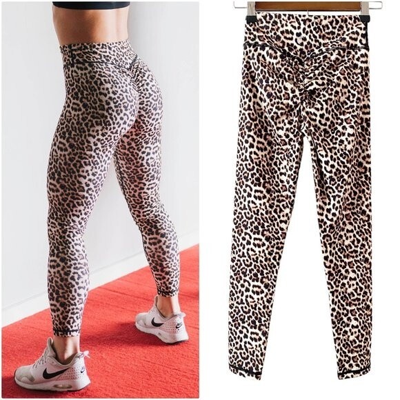 Zyia Leopard Print Scrunchy What? 7/8 Leggings 2 - Picture 1 of 10
